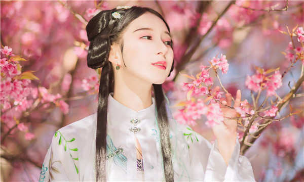 丰满供卵试管婴儿：助您实现家庭梦想的科学方案